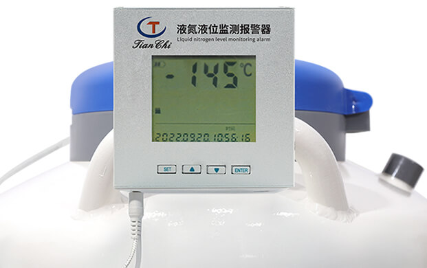 給大口徑液氮生物容器配備的報(bào)警器靈敏嗎？